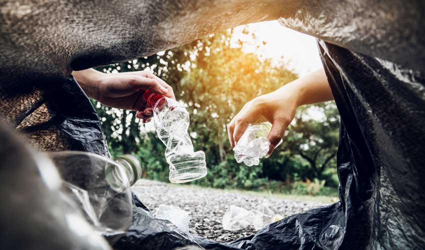 A Sustainable Alternative To Single-Use Plastic Water Bottles A Sustainable Alternative To Single-Use Plastic Water Bottles